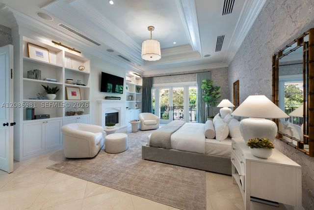 6045 SW 106th St, Pinecrest, FL 33156