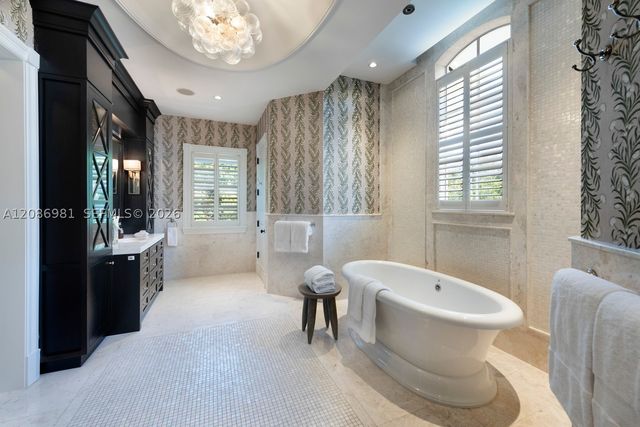 6045 SW 106th St, Pinecrest, FL 33156