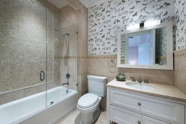 6045 SW 106th St, Pinecrest, FL 33156