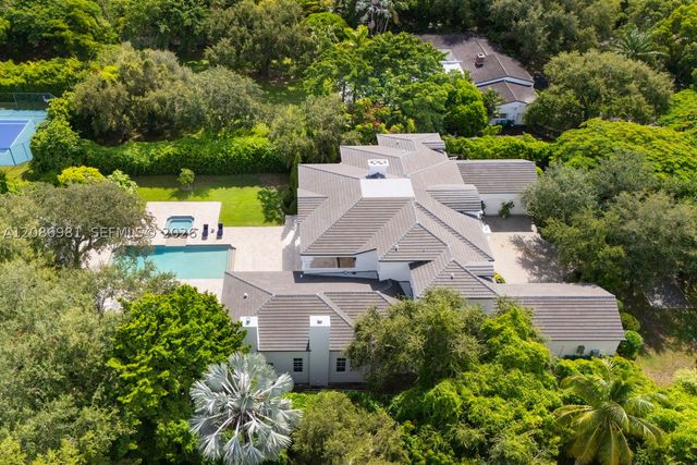 6045 SW 106th St, Pinecrest, FL 33156
