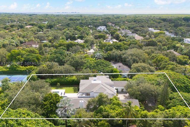 6045 SW 106th St, Pinecrest, FL 33156