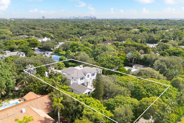 6045 SW 106th St, Pinecrest, FL 33156