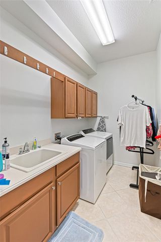 3671 SUMMERWIND CIRCLE, Bradenton, FL 34209