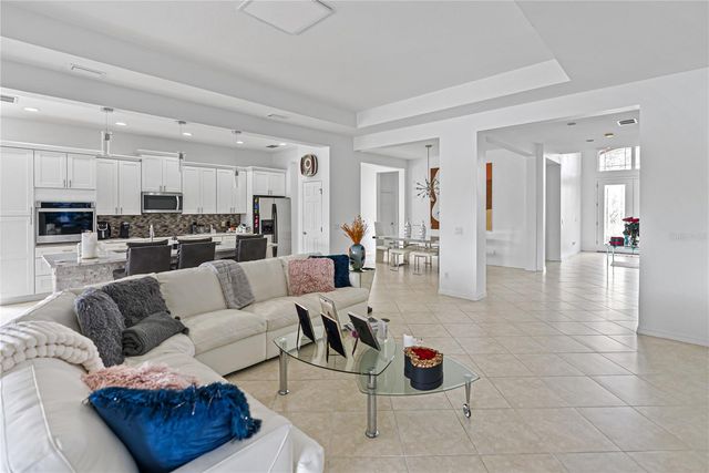 3671 SUMMERWIND CIRCLE, Bradenton, FL 34209