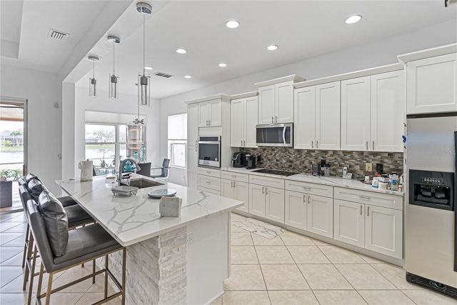 3671 SUMMERWIND CIRCLE, Bradenton, FL 34209