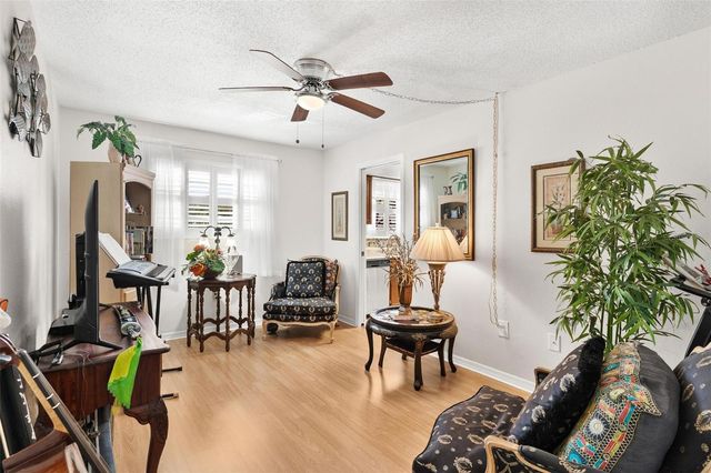 500 NEWELL HILL ROAD 108D, Leesburg, FL 34748