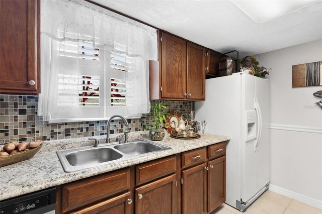 500 NEWELL HILL ROAD 108D, Leesburg, FL 34748