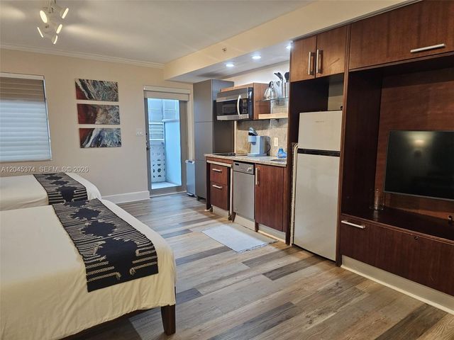 1024 Ocean Dr A305, Miami Beach, FL 33139