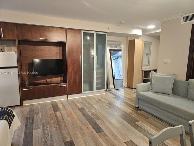 1024 Ocean Dr A305, Miami Beach, FL 33139