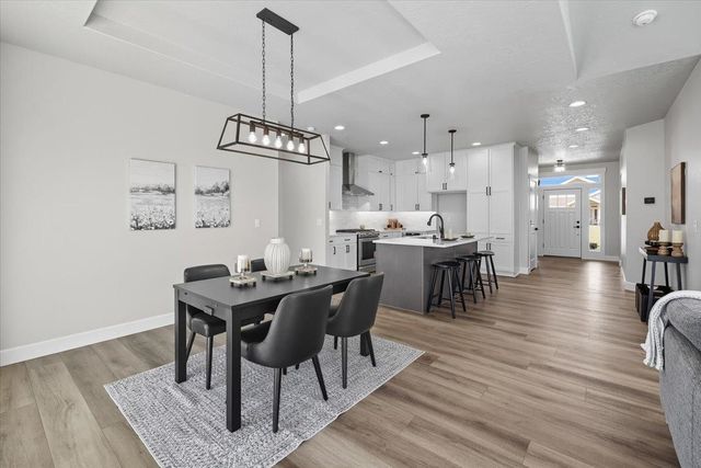 18066 E Wind Rose Ct, Greenacres, WA 99016