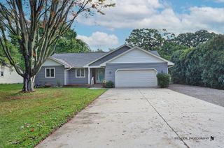5006 Hickory Way, Johnsburg, IL 60051
