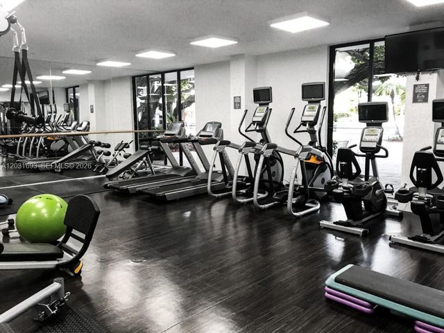 3300 NE 192nd St PH03, Aventura, FL 33180