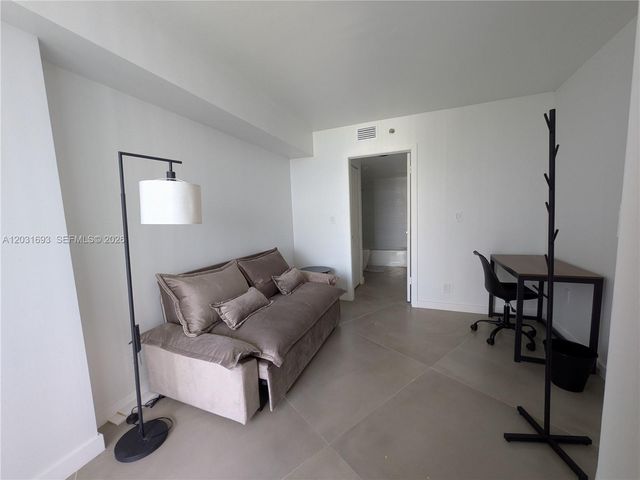 3300 NE 192nd St PH03, Aventura, FL 33180