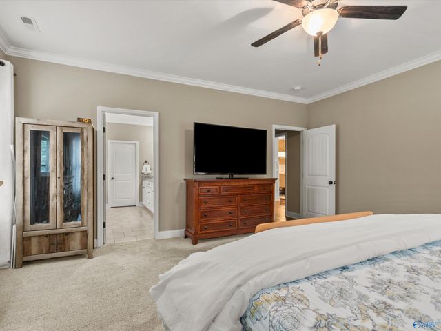 7511 Hadleigh Crest, Owens Cross Roads, AL 35763