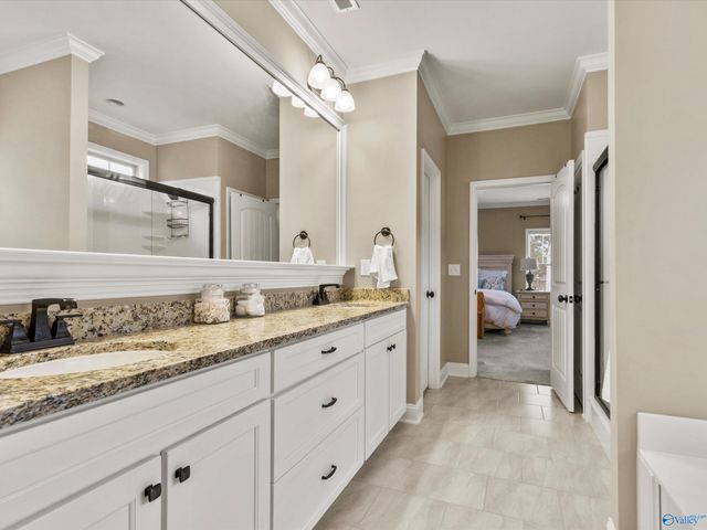 7511 Hadleigh Crest, Owens Cross Roads, AL 35763