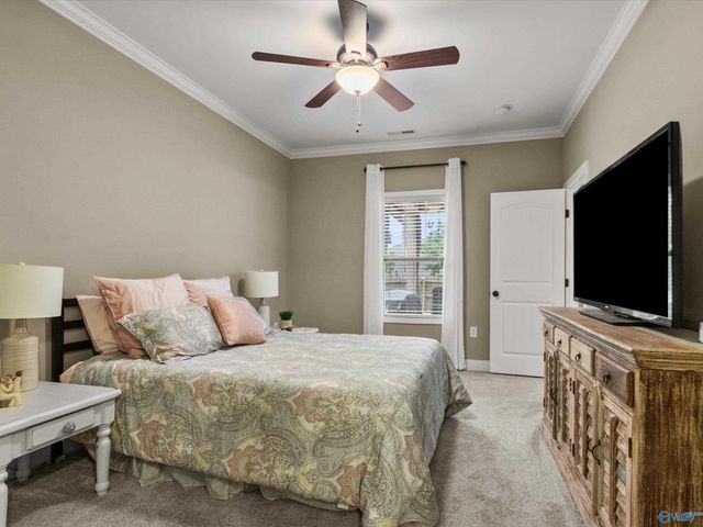 7511 Hadleigh Crest, Owens Cross Roads, AL 35763