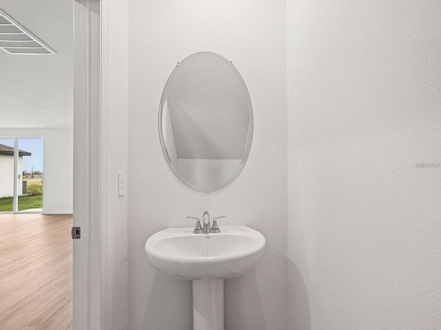 1786 BREKEY WAY, Zephyrhills, FL 33541