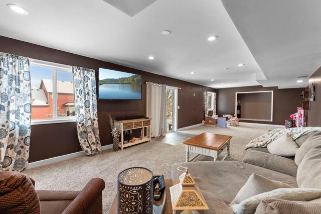 8316 W 132nd Lane, Savage, MN 55378