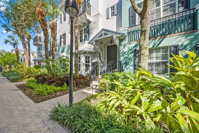 362 E Mallory Circle, Delray Beach, FL 33483