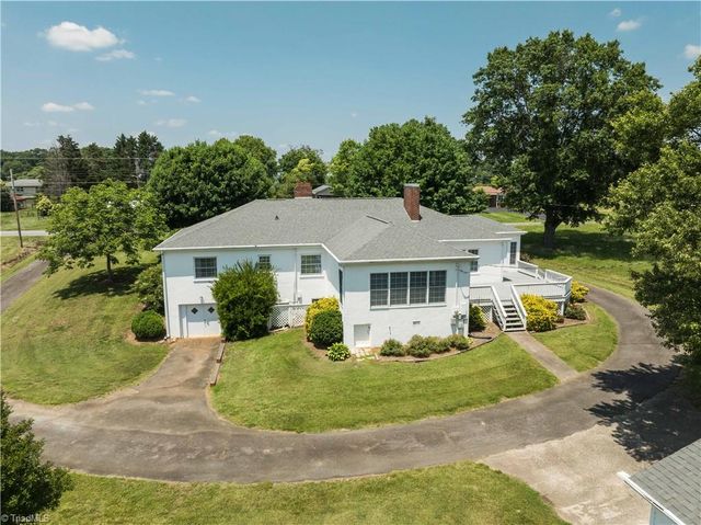 2025 W Main Street, Yadkinville, NC 27055