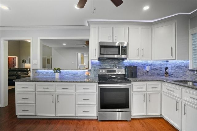 4218 Beard Dr, Corpus Christi, TX 78413