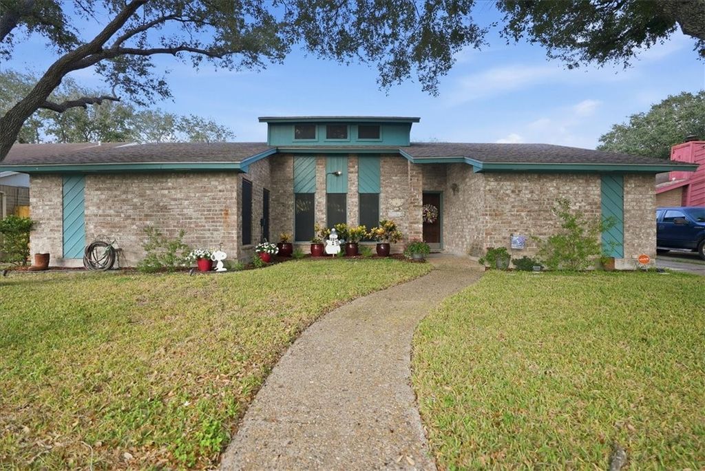 4218 Beard Dr, Corpus Christi, TX 78413