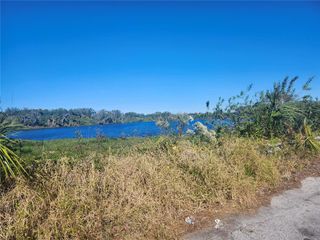 820 NW 9TH STREET, Mulberry, FL 33860