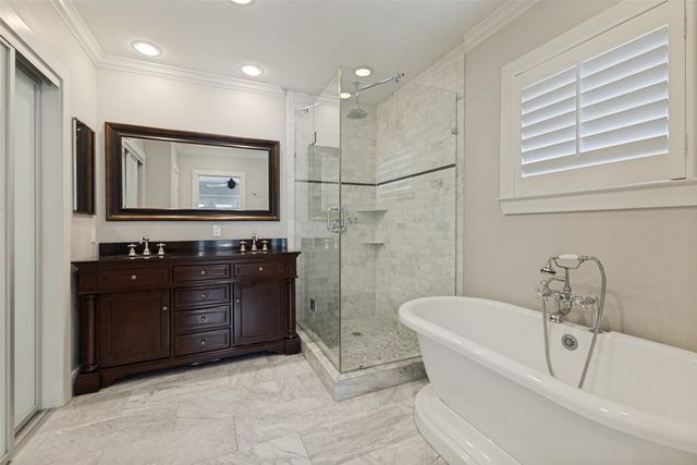 5946 Mercedes Avenue, Dallas, TX 75206