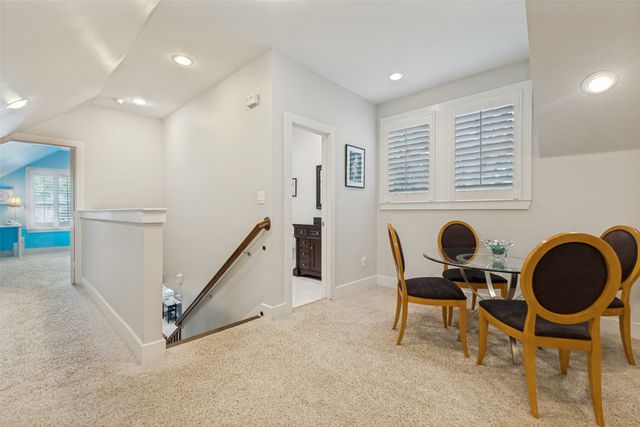 5946 Mercedes Avenue, Dallas, TX 75206