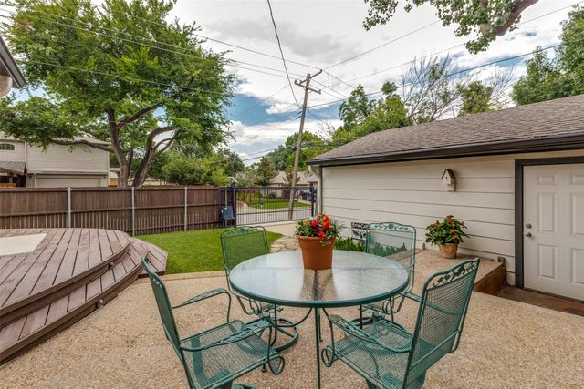 5946 Mercedes Avenue, Dallas, TX 75206