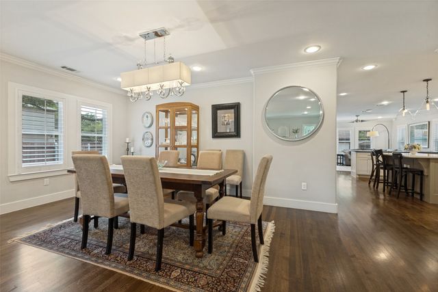 5946 Mercedes Avenue, Dallas, TX 75206