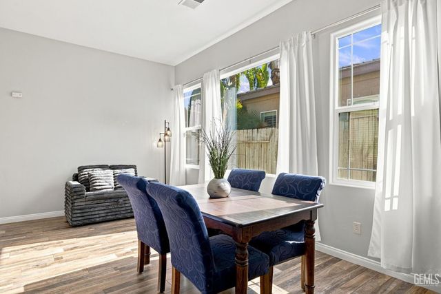 9208 Via Lugano, Bakersfield, CA 93312