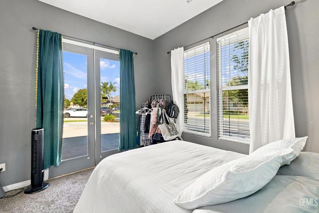 9208 Via Lugano, Bakersfield, CA 93312