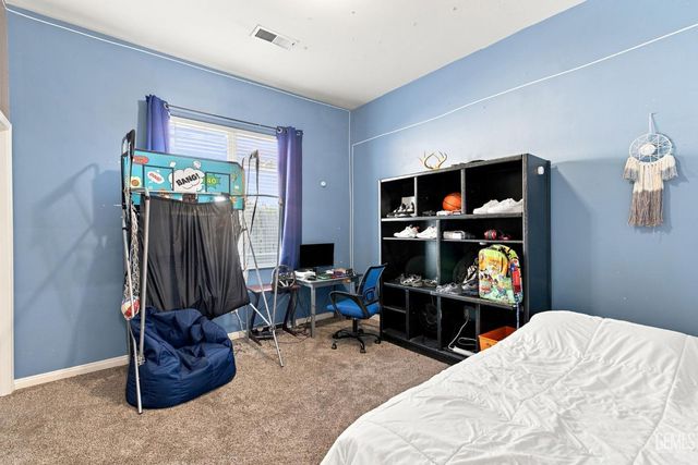9208 Via Lugano, Bakersfield, CA 93312