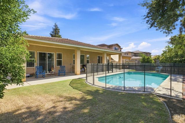 9208 Via Lugano, Bakersfield, CA 93312