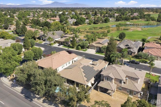 9208 Via Lugano, Bakersfield, CA 93312