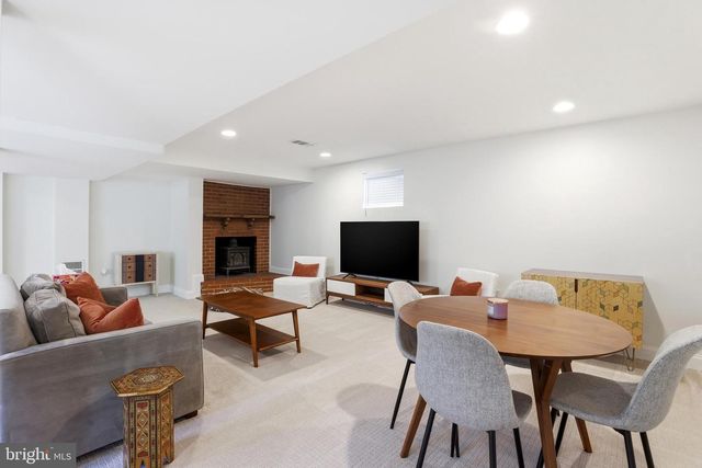 111 LILLIAN LN, Silver Spring, MD 20904
