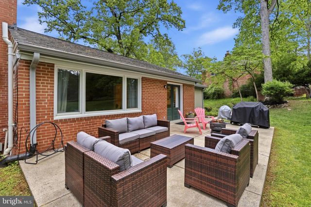 111 LILLIAN LN, Silver Spring, MD 20904