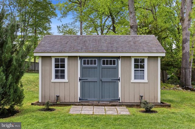 111 LILLIAN LN, Silver Spring, MD 20904