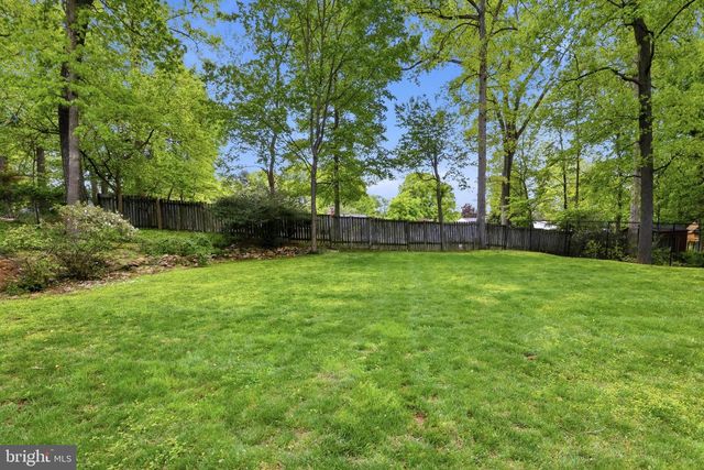 111 LILLIAN LN, Silver Spring, MD 20904