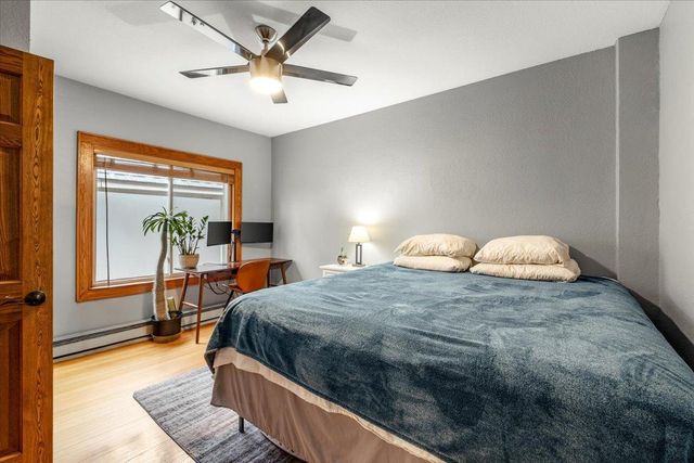2701 Harriet Avenue 202, Minneapolis, MN 55408