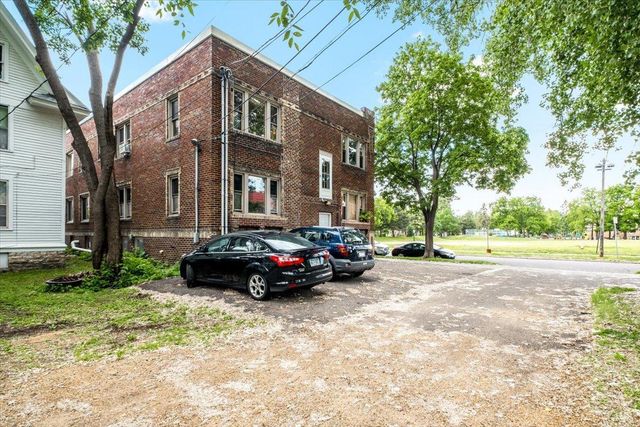 2701 Harriet Avenue 202, Minneapolis, MN 55408