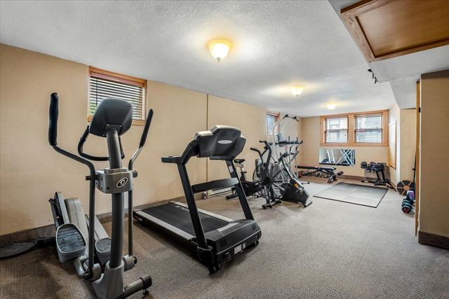 2701 Harriet Avenue 202, Minneapolis, MN 55408