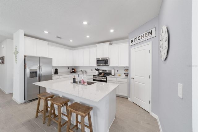 4012 NE 33RD AVENUE, Ocala, FL 34479