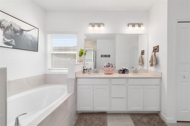 4012 NE 33RD AVENUE, Ocala, FL 34479