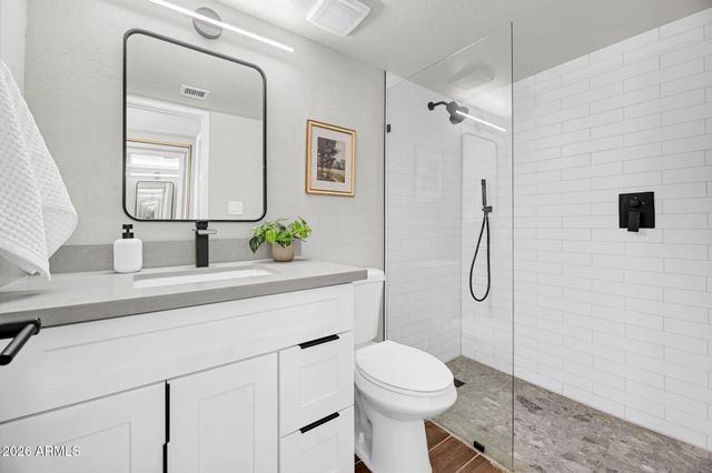 7 E LOMA Lane, Phoenix, AZ 85020