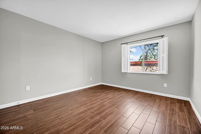 7 E LOMA Lane, Phoenix, AZ 85020
