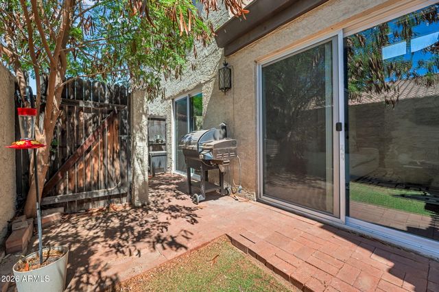 7 E LOMA Lane, Phoenix, AZ 85020