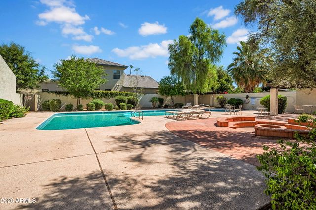 7 E LOMA Lane, Phoenix, AZ 85020