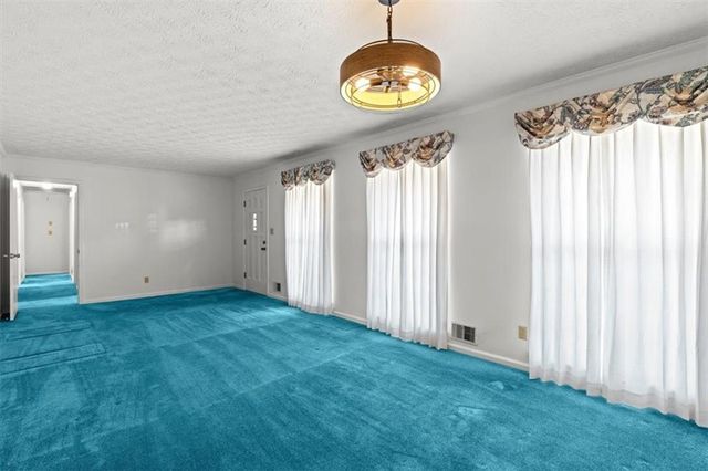 5920 Rosie Lane SE, Mableton, GA 30126